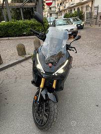 Honda Xadv 750 2025 35Kw -7500- pari al nuovo