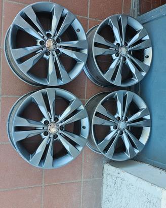 4 cerchi 18 originali Mercedes Vito Viano Classe V