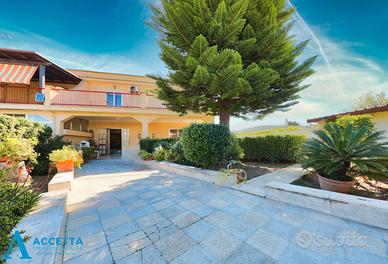 Spaziosa villa su due livelli in zona Lama