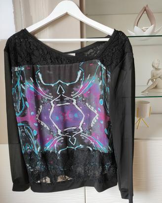 blusa con pizzo € 15