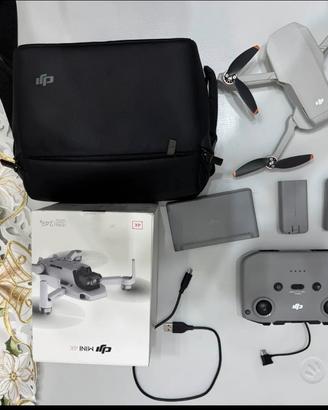 Drone DJI mini 4 K + 3 batterie + hub ricarica
