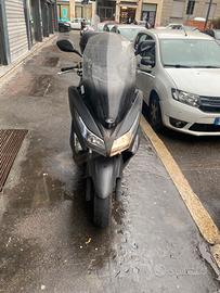 Scooter kymco 300