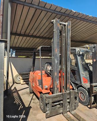 Carrello elevatore diesel marca Linde portata 3000