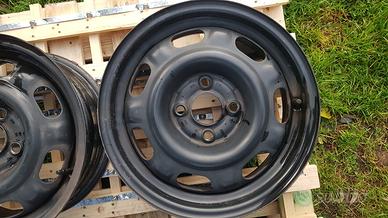 cerchi acciaio volksvagen polo