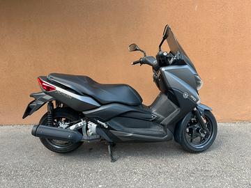 Scooter X-max 250 ABS