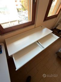 Scrivania Ikea MICKE