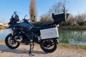 BMW GS1250 TRIPLO BLACK