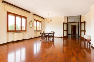 4 LOCALI A PANDINO
