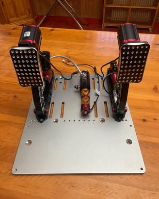 Pedaliera simagic P2000 con motorini apici