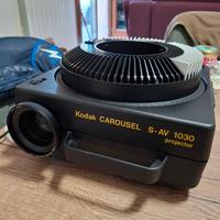 proiettore Kodak Carousel S-AV 1030.