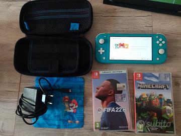 Nintendo Switch Lite con Custodia e 2 giochi