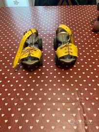 Pattini a rotelle vintage gialli