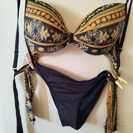 Bikini Triumph tg. 46