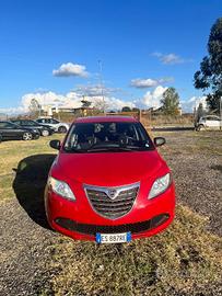 Lancia Ypsilon 1.2 69 CV 5 porte S&S Platinum