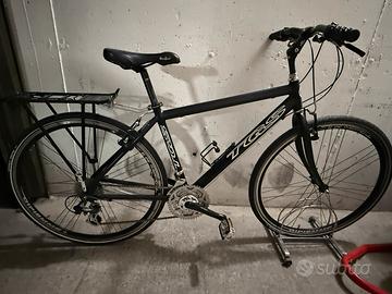 bicicletta ibrida TGS come nuova