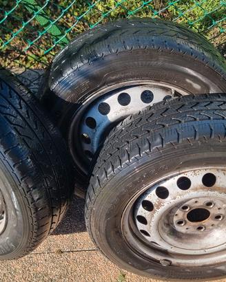 Cerchi r16 gomme 195/65/16C w639 vito