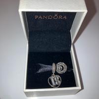 Charm pandora