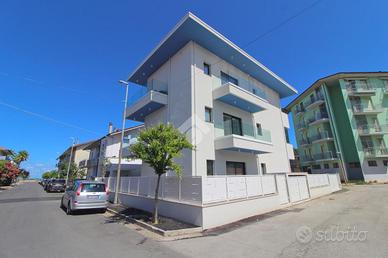 PALAZZINA A GIULIANOVA