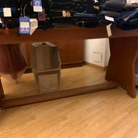 Tavolo da lavoro artigianale in legno