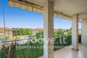 Appartamento di 102 m² con 3 locali e box auto a L