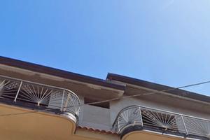 Rustico con piccolo terrazzino