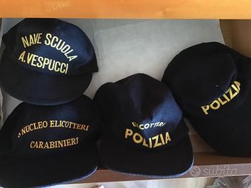 Berretti militari con visiera