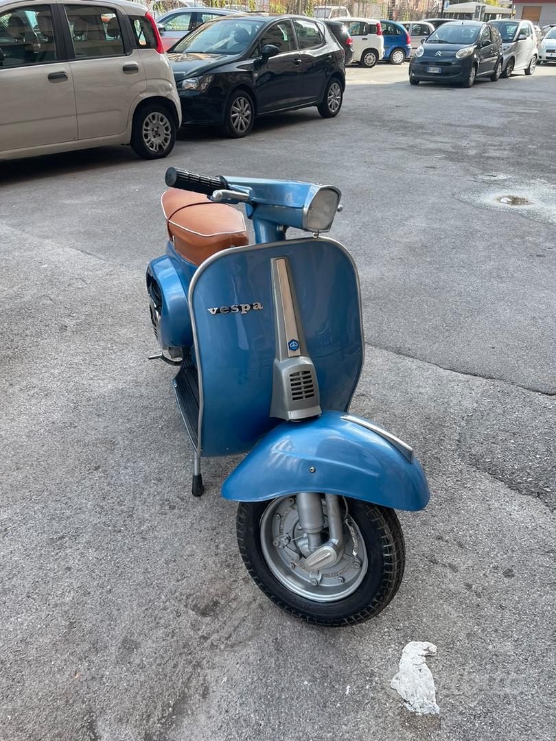 Vespa 50 Special Totalmente restaurata Moto e Scooter In vendita a