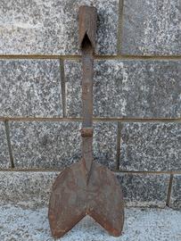 Tagliafieno in ferro battuto
