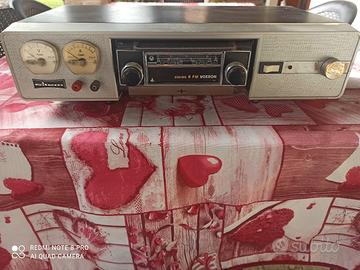 Stereo 8 FM Voxson