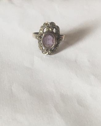 Anello d'argento con pietra