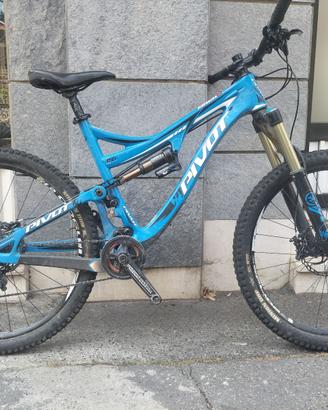 MTB Enduro Pivot Mach 6 Carbon