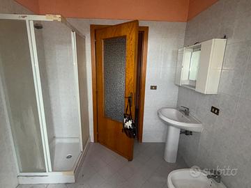 Locale adibito ad uso ufficio A10
