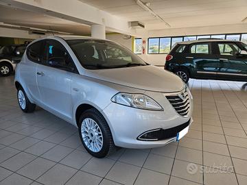 Lancia Ypsilon 0.9 TwinAir 85 CV 5 porte Metano Ec