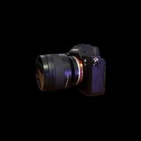 sony alpha 7 mark 3 con obbiettivo tamron 2.6