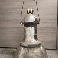 Lampada industriale vintage 