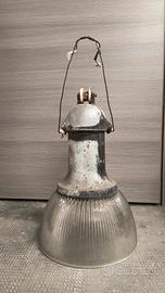 Lampada industriale vintage 