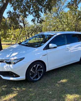TOYOTA Auris Touring Sports 1.8 Hybrid Active