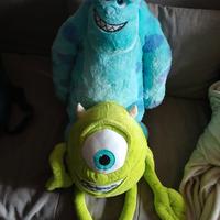Peluche MONSTERS & CO DISNEY PIXAR