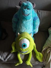 Peluche MONSTERS & CO DISNEY PIXAR
