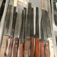 blocco di 14 coltelli più altri 4 piccoli