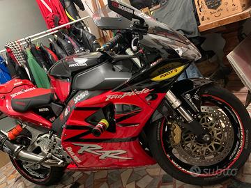 Honda CBR 954