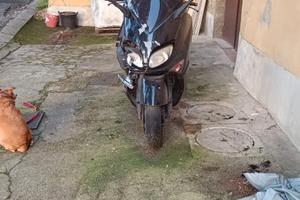 TMAX 500 2006 INCIDENTATO