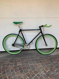 Bici scatto fisso fixed