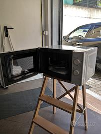 MICROONDE PANASONIC NN-K10JW