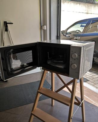 MICROONDE PANASONIC NN-K10JW