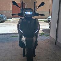 Beverly s 400 HPE ASR sei 2022 come nuova
