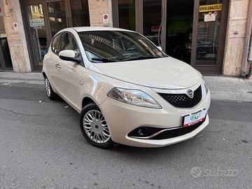 Lancia Ypsilon 1.3 MJT 16V 95 CV 5 porte - Euro 6