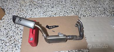 Scarico akrapovic  yamaha mt 09 2021-22-23