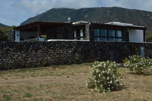 Incantevole dammuso immerso nella nat