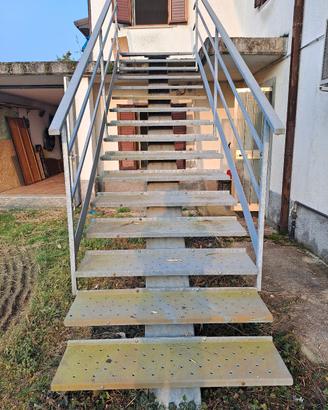 scala per esterno